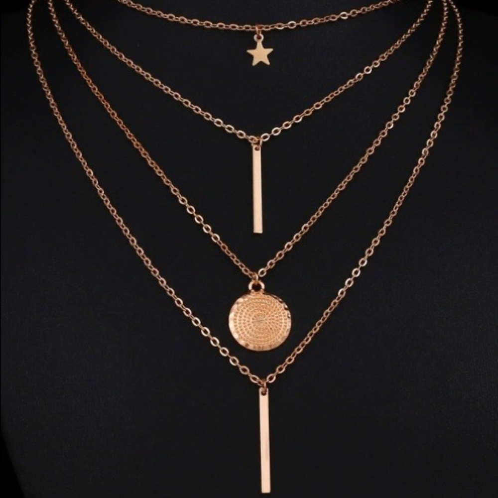 ✨RESTOCKED✨ Boho Gold Layered bar disc necklace - Picture 2 of 2